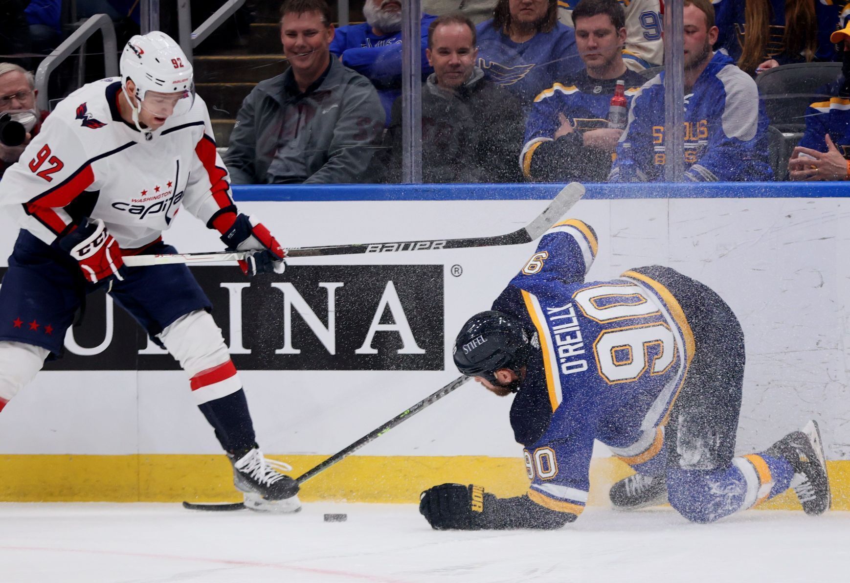 Blues 5, Capitals 1